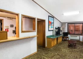 Howard Johnson by Wyndham Wilmington 3