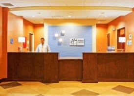 Holiday Inn Express & Suites WARNER ROBINS NORTH WEST by IHG 2