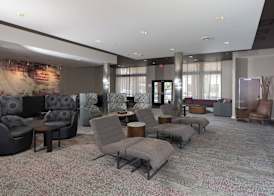 Courtyard Bay City 3