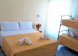 Hotel Corona 5