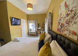Grosvenor Place Guest House 4