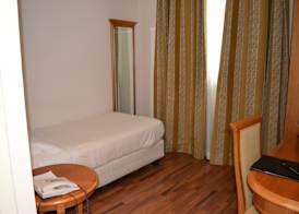 Tricolore Hotel 4