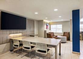 Microtel Inn & Suites by Wyndham New Ulm 3