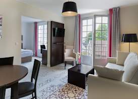 Best Western Blanche de Castille Dourdan 3
