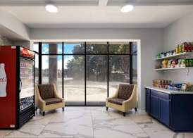 Suburban Studios Hinesville - Fort Stewart Area 4