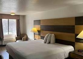 Motel 6 Cross Lanes, WV Goff Mountain Rd 3