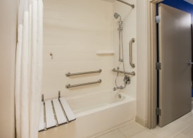 Holiday Inn Express & Suites Thibodaux by IHG 5