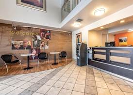 Motel 6-Gatlinburg, TN - Smoky Mountains 2
