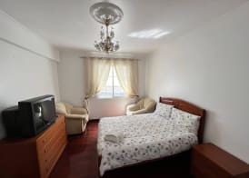 Comfortable 2-Bedroom Apartment for Relaxing Stays 4
