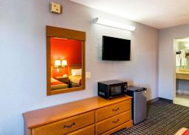 Econo Lodge Wichita Falls Downtown 4