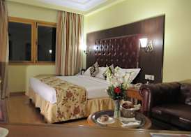 Ritz Plaza 5