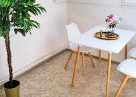DG Rechts 40m 2-Zimmer Wohnung 3