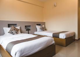 K.S. Pavilion Hotel 5