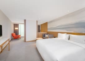 Crowne Plaza Zhuhai City Center by IHG 4
