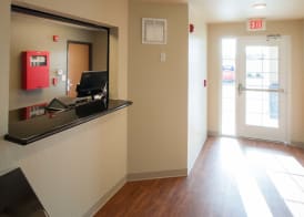 WoodSpring Suites Columbus North I-270 4