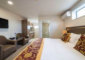 Golden Star Motel 4