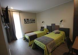 Pove 2.4 Hotel 4