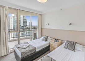 Spectrum Holiday Apartments 5