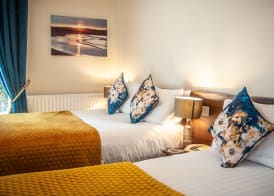 Arnolds Hotel 3