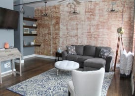 Downtown Urban Loft above Restaurants #1 5