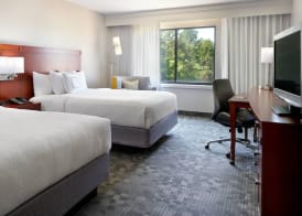 Courtyard by Marriott Macon 4