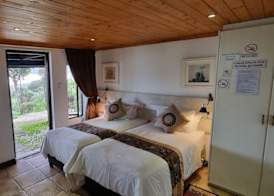 Lagoon Lodge 5