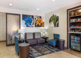 Best Western Plus Lake Worth Inn & Suites 2