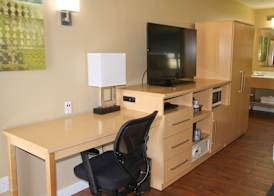 Best Western Plus South Coast Inn 5