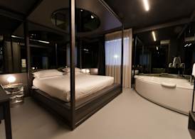 The Aries Hotel 4