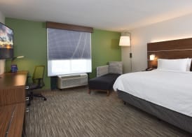 Holiday Inn Express Selma by IHG 4