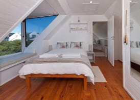 Pikkewyntjie Sea View Small Families 3