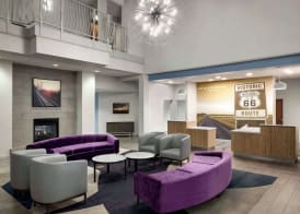 La Quinta Inn & Suites by Wyndham Springfield Airport/Rte 66 2