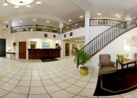 Days Inn & Suites by Wyndham Hickory 3
