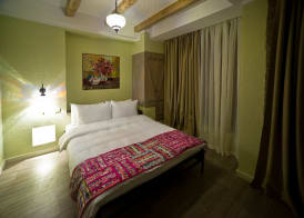 No12 Boutique Hotel 5