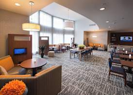 Courtyard by Marriott Canton 4
