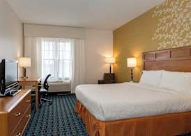 Fairfield Inn and Suites Santa Rosa Sebastopol 4