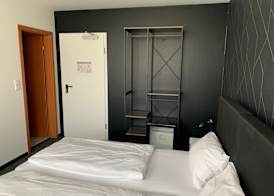 MOTELO Bielefeld - Smart HOTEL 4