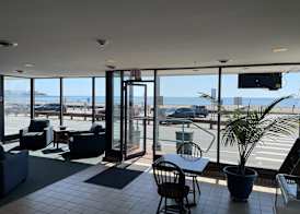 Hampton House Hotel 5