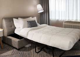 Four Points by Sheraton Windsor Downtown 5
