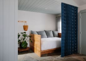 Daunts Albatross Motel 5