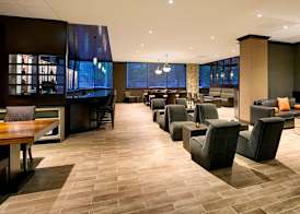 DoubleTree by Hilton Jersey City 5