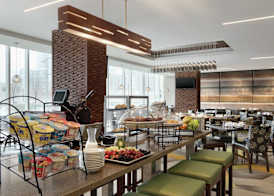 Hilton Garden Inn Calgary Downtown 5