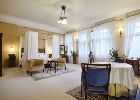 Villa Ammende Restaurant and Hotel 5
