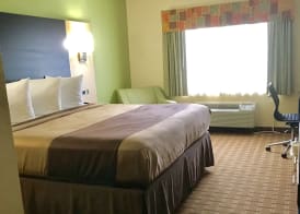 Quality Inn & Suites Benton Harbor - St Joseph 5
