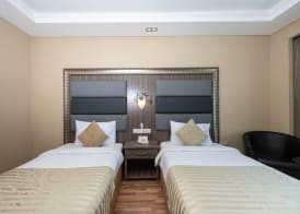 Pearl Swiss Hotel 3