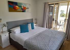 Airlie Apartments 4