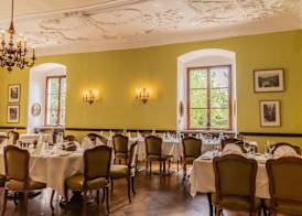 Hotel Schloss Weikersdorf 5