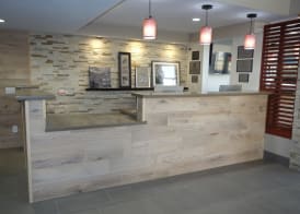 Country Inn & Suites by Radisson, Bakersfield, CA 2