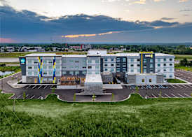 Tru By Hilton Kalamazoo 5