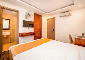 Waikiki Beach Hotel Da Nang 4